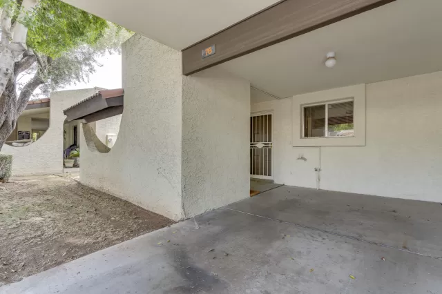 MLS: 6070686 Condo For Sale