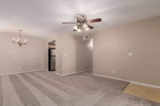 Photo #6: 6070827 Listing 