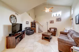 Photo #3: 6070846 Listing