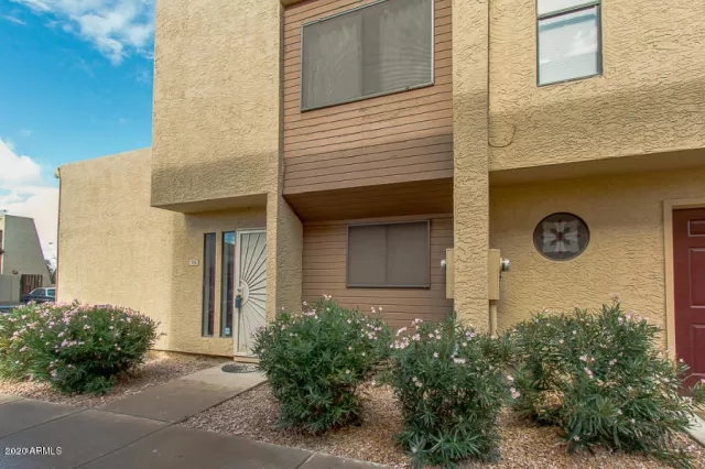 MLS: 6070952 Condo For Sale