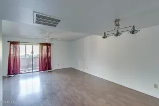 Photo #3: 6070952 Listing