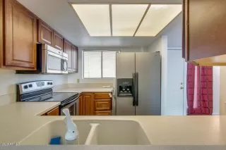 Photo #5: 6070952 Listing