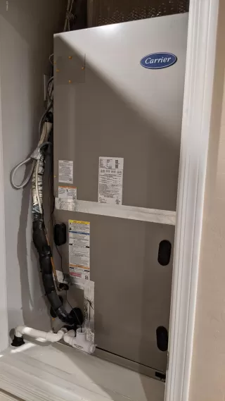 Photo #6: 6070969 Listing