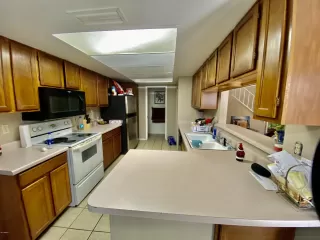 Photo #2: 6071003 Listing 