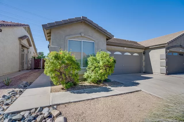 MLS: 6071098 Condo For Sale