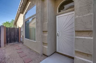 Photo #2: 6071098 Listing