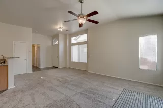 Photo #6: 6071098 Listing