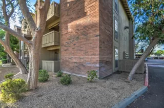 Photo #1: 6071200 Listing 