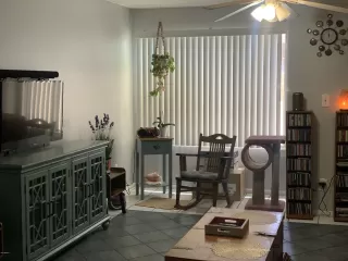 Photo #1: 6071408 Listing