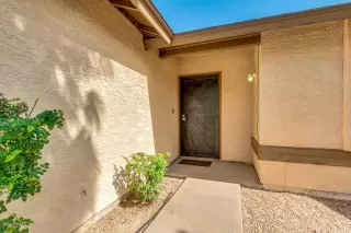 Photo #4: 6071410 Listing