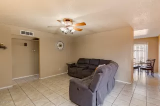 Photo #6: 6071428 Listing