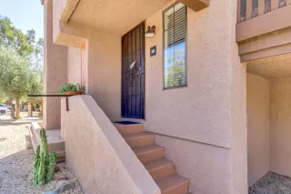 Photo #2: 6071440 Listing