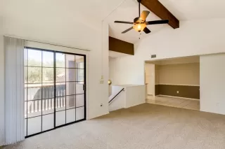 Photo #5: 6071440 Listing