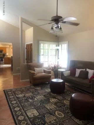 Photo #5: 6071450 Listing