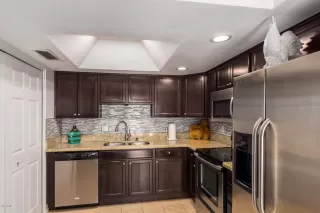 Photo #2: 6071477 Listing