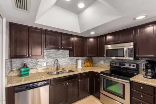 Photo #3: 6071477 Listing