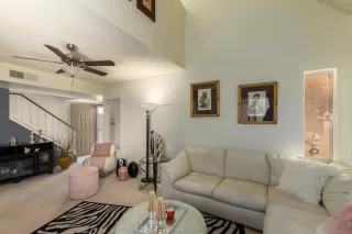 Photo #6: 6071477 Listing