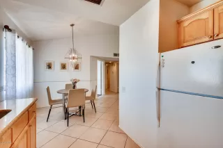 Photo #5: 6071603 Listing 