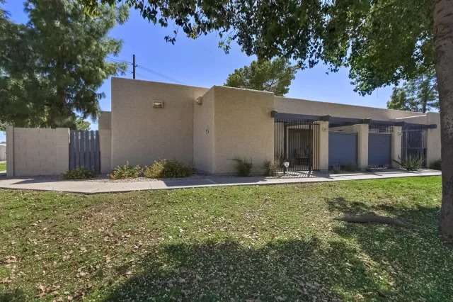 MLS: 6071606 Condo For Sale