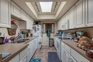 Photo #6: 6071606 Listing 