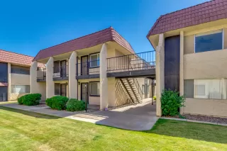 Photo #6: 6071696 Listing