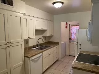 Photo #4: 6072007 Listing 