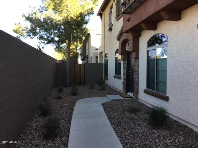 MLS: 6072026 Condo For Sale