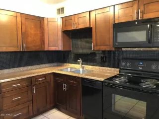 Photo #1: 6072122 Listing 