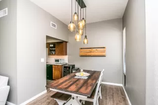 Photo #5: 6072217 Listing