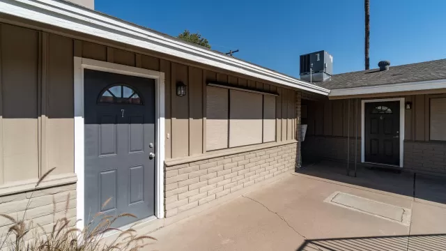 MLS: 6072235 Condo For Sale