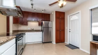 Photo #1: 6072235 Listing