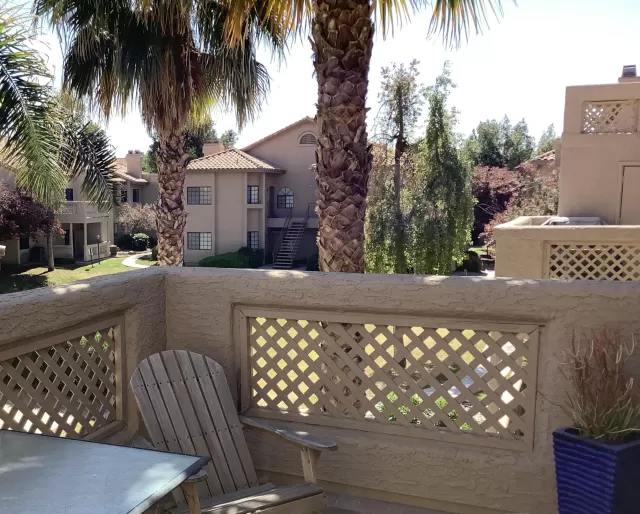 MLS: 6072425 Condo For Sale