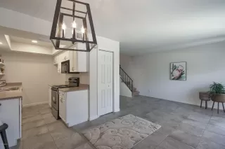 Photo #4: 6072607 Listing 