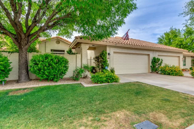 MLS: 6072934 Condo For Sale