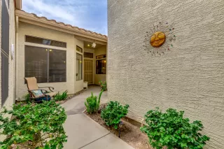 Photo #3: 6072934 Listing