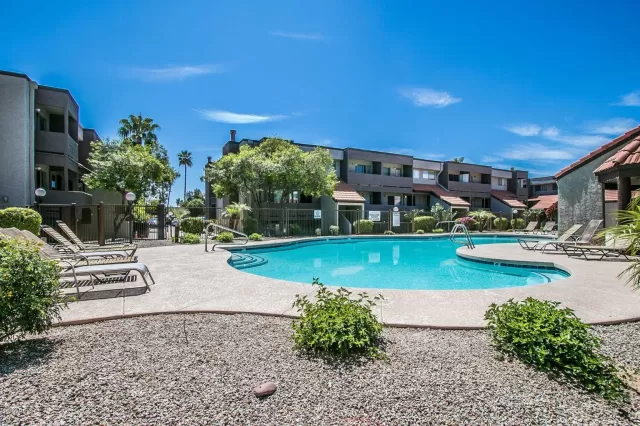 MLS: 6073024 Condo For Sale