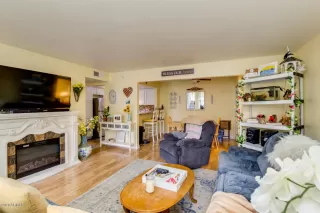 Photo #5: 6073024 Listing