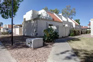 Photo #2: 6073166 Listing