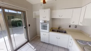 Photo #5: 6073216 Listing