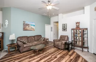 Photo #1: 6073326 Listing 