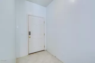 Photo #4: 6073441 Listing