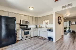 Photo #1: 6073632 Listing 