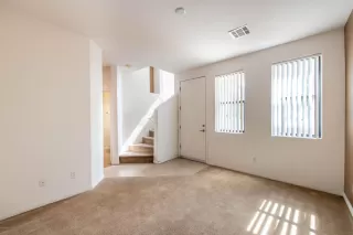 Photo #2: 6074206 Listing