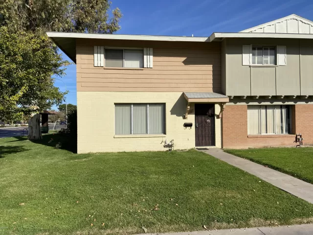 MLS: 6074274 Condo For Sale