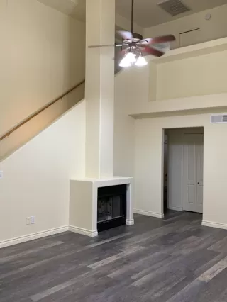 Photo #3: 6074392 Listing