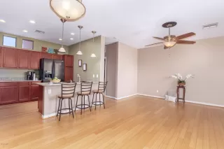 Photo #6: 6074582 Listing 