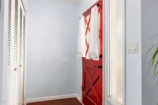 Photo #3: 6074879 Listing