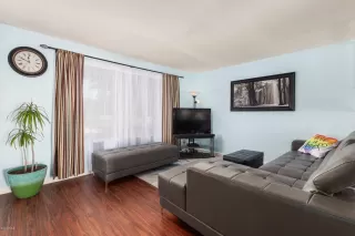 Photo #5: 6074879 Listing