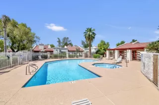 Photo #3: 6075054 Listing