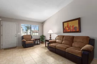 Photo #5: 6075054 Listing